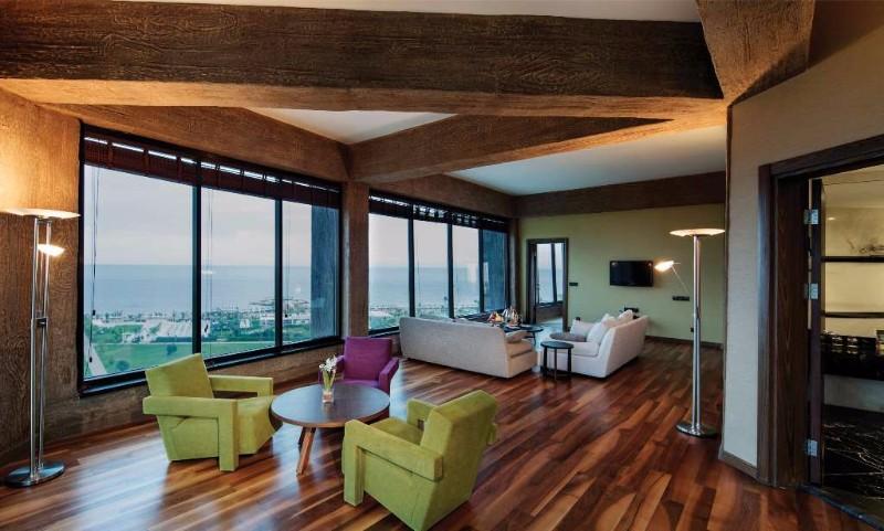 Ciprus utazás Hotel Noah’s Ark