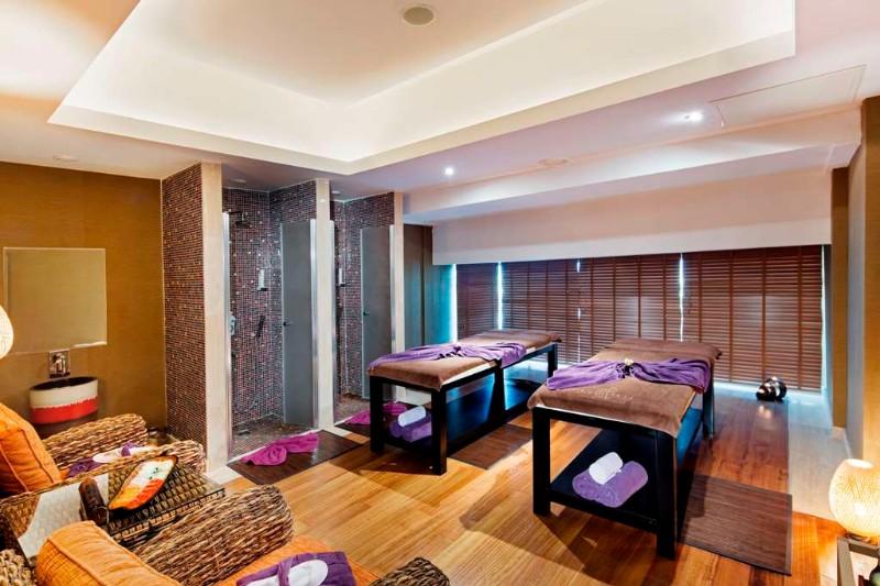 Ciprus utazás Hotel Noah’s Ark