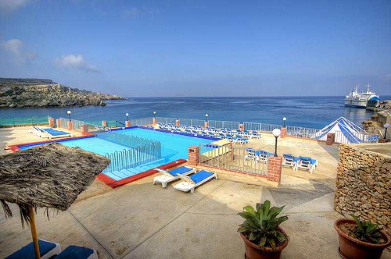 Málta Mellieha utazás Hotel Paradise Bay