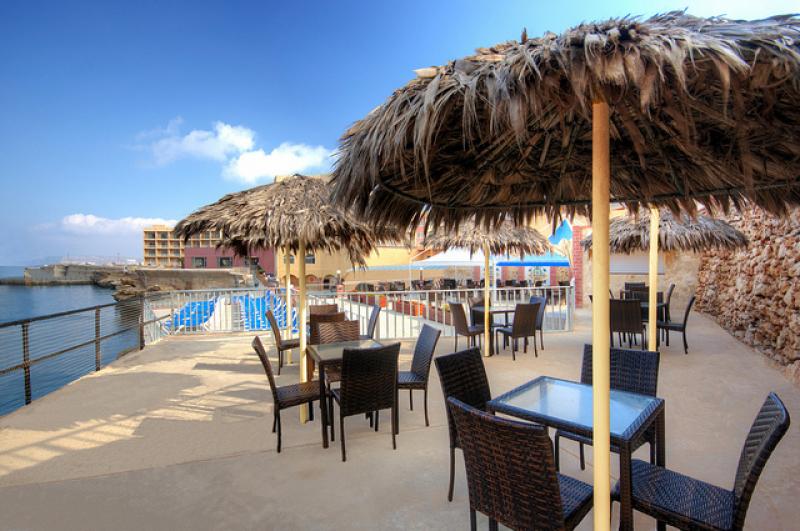 Málta Mellieha utazás Hotel Paradise Bay