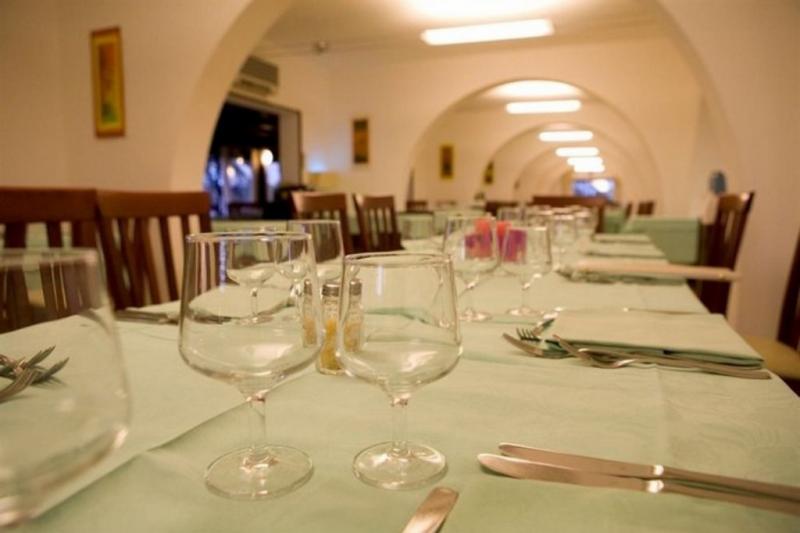 Szardínia Alghero utazás Hotel Portoconte