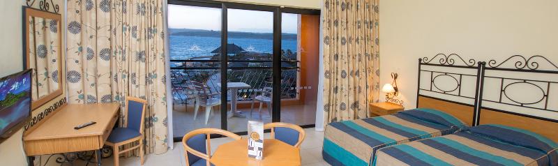 Málta utazás Hotel Ramla Bay