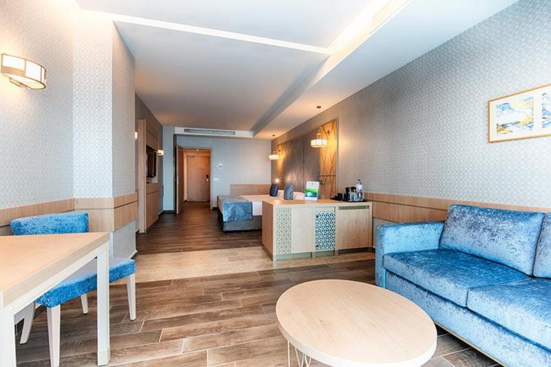 Napospart utazás Hotel Riu Palace Sunny Beach