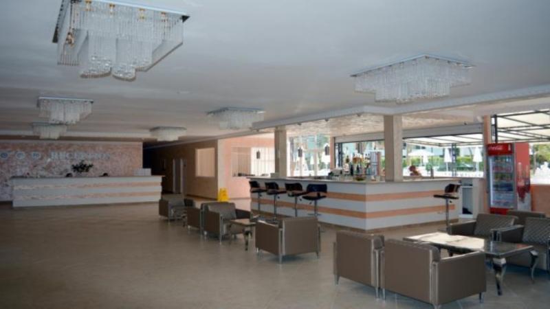 Napospart utazás Hotel Riva