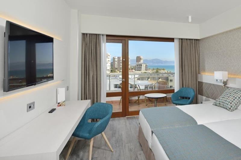 Costa Del Sol Torremolinos utazás Hotel Sol Don Pablo