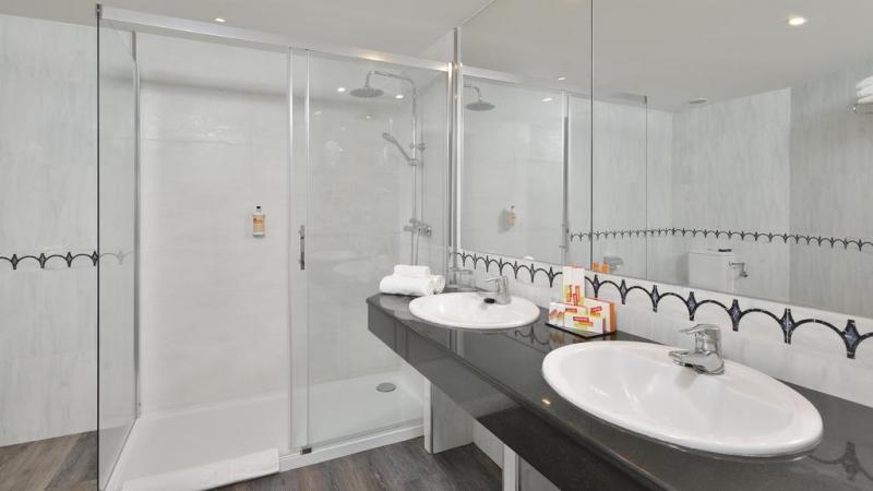 Costa Del Sol Torremolinos utazás Hotel Sol Principe