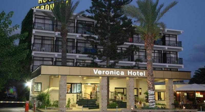 Dél-Ciprus Paphos utazás Hotel Veronica