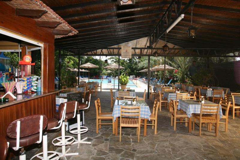 Dél-Ciprus Paphos utazás Hotel Veronica