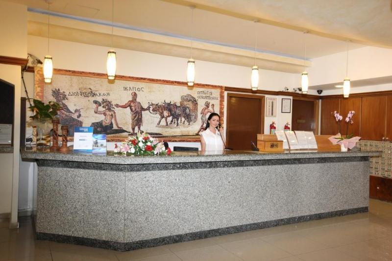 Dél-Ciprus Paphos utazás Hotel Veronica