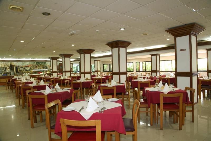 Dél-Ciprus Paphos utazás Hotel Veronica