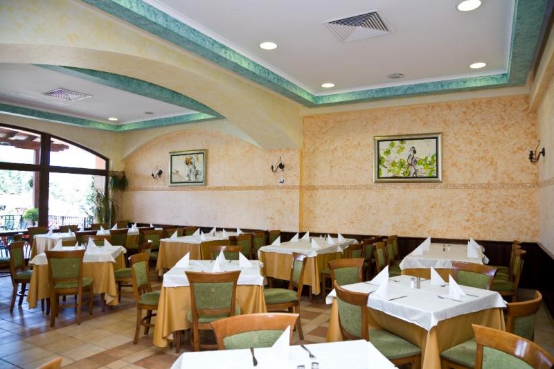 Napospart utazás Hotel Hrizantema