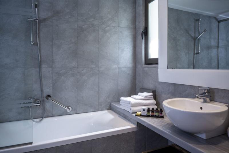 Korfu Kontokali utazás Kontokali Bay Resort