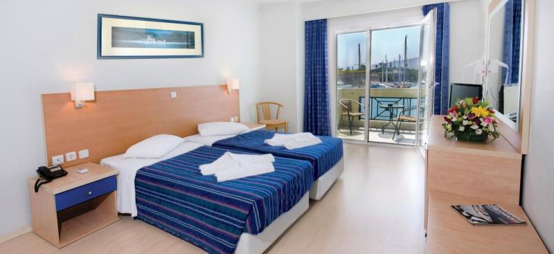 Kos utazás Kosta Palace Hotel