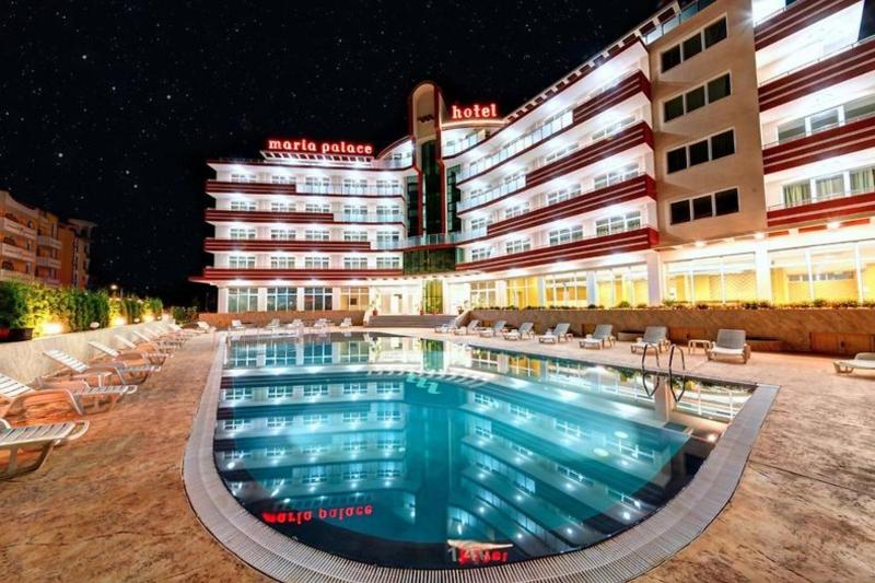 Napospart utazás Maria Palace