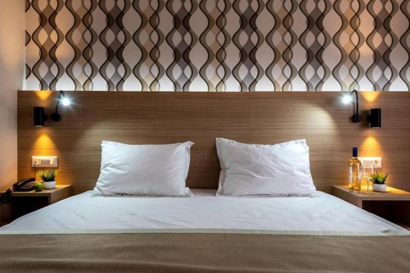 Napospart utazás Maria Palace