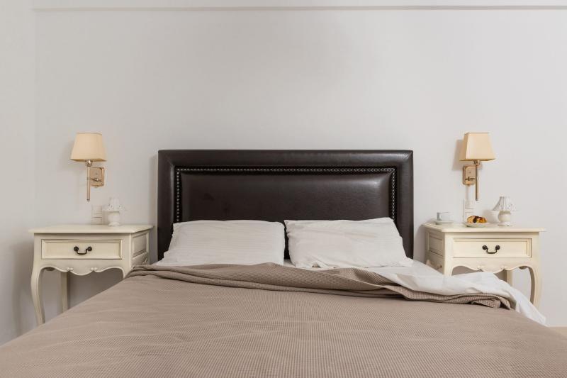 Szantorini Fira utazás Mediterranean White Resort Hotel