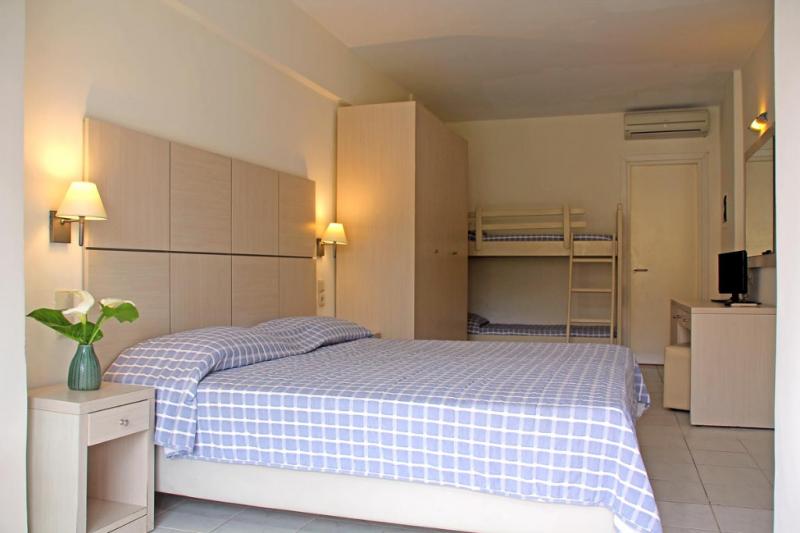 Korfu Messonghi utazás Messonghi Beach