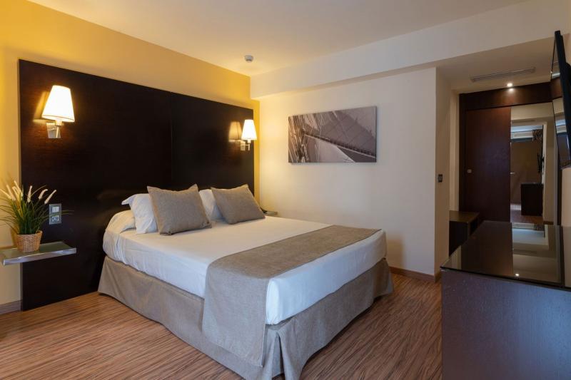 Mallorca utazás Nautic Hotel & Spa