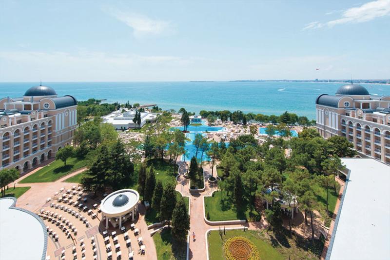 Napospart utazás Riu Helios Paradise Hotel