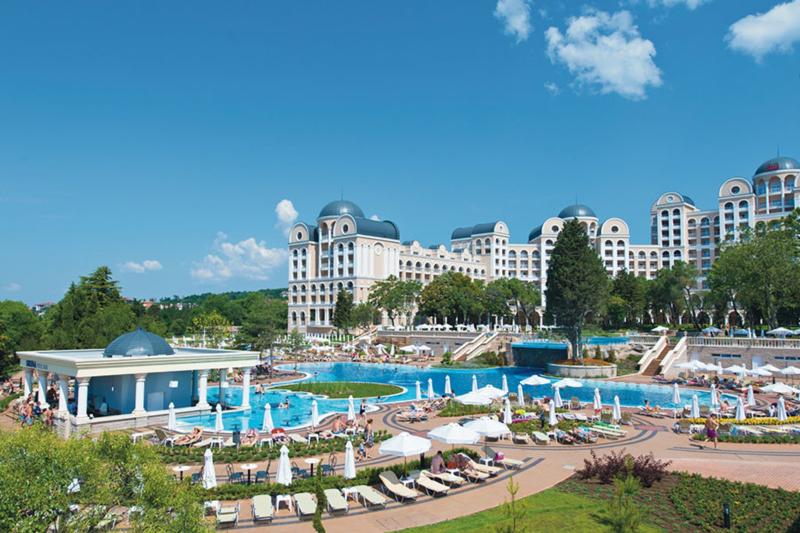 Napospart utazás Riu Helios Paradise Hotel