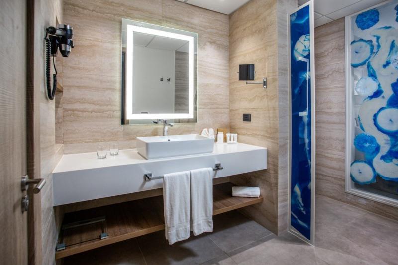 Dominika utazás Serenade Punta Cana Beach & Spa Resort Hotel