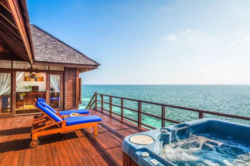 Maldív-szigetek utazás Sun Siyam Olhuveli Hotel