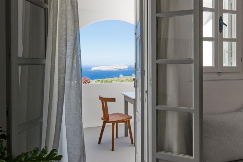 Szantorini utazás Symmetry Suites Hotel