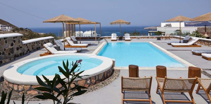 Szantorini utazás Symmetry Suites Hotel