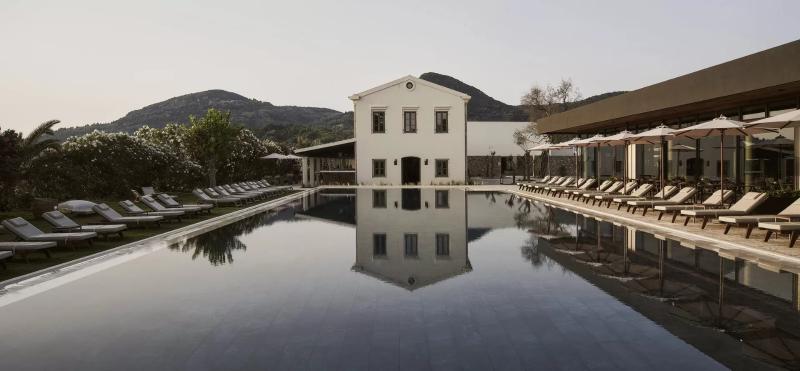 Korfu Messonghi utazás The Olivar Suites Hotel