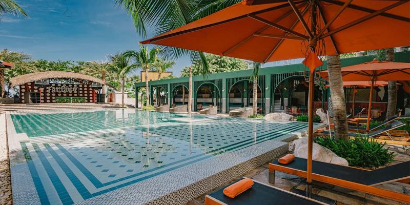 Pattaya utazás A-one The Royal Cruise Hotel