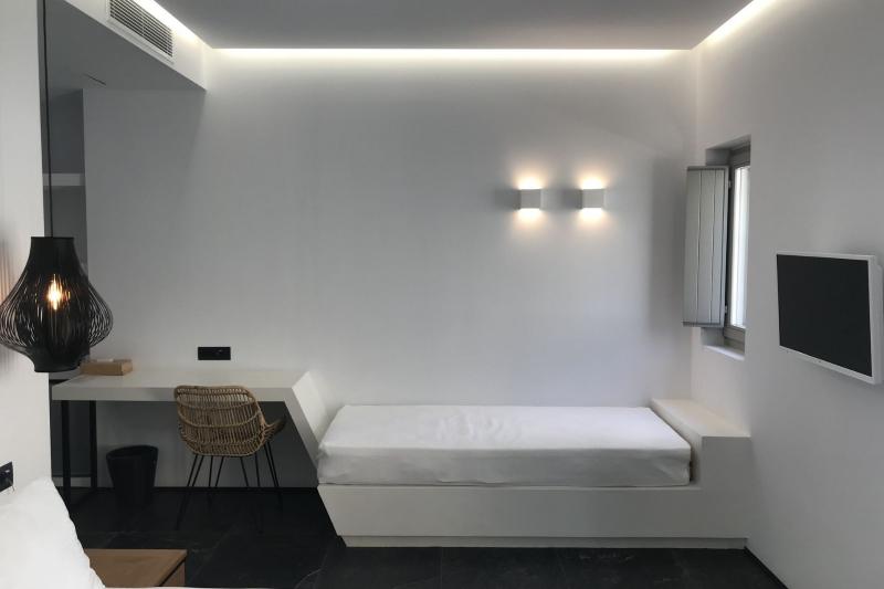 Szantorini utazás Aegean Gem Hotel