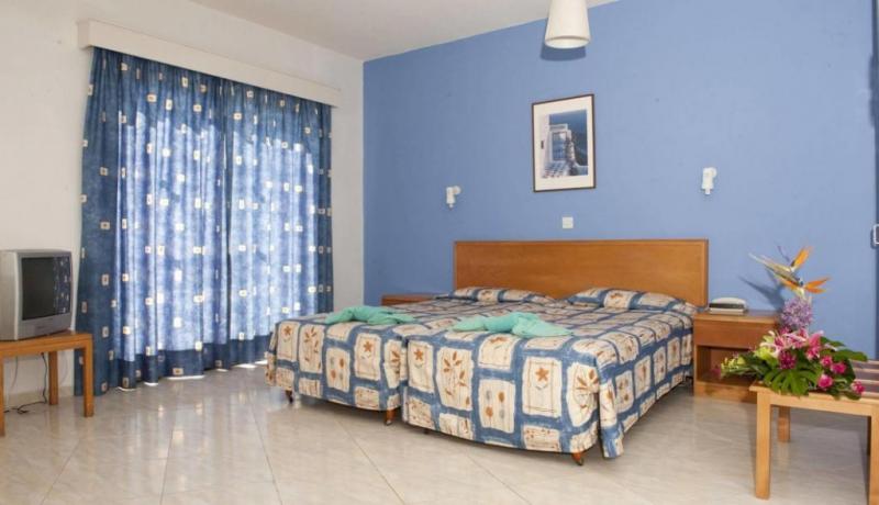 Dél-Ciprus Protaras utazás Aparthotel Narcissos Waterpark