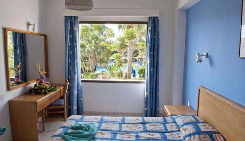 Dél-Ciprus Protaras utazás Aparthotel Narcissos Waterpark