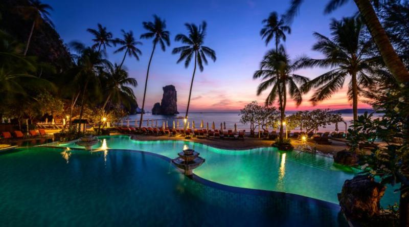 Krabi utazás Centara Grand Beach Resort & Villas