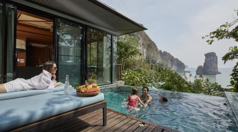 Krabi utazás Centara Grand Beach Resort & Villas