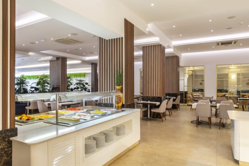 Dél-Ciprus utazás Christofinia Hotel