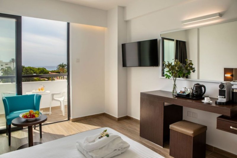 Dél-Ciprus utazás Christofinia Hotel