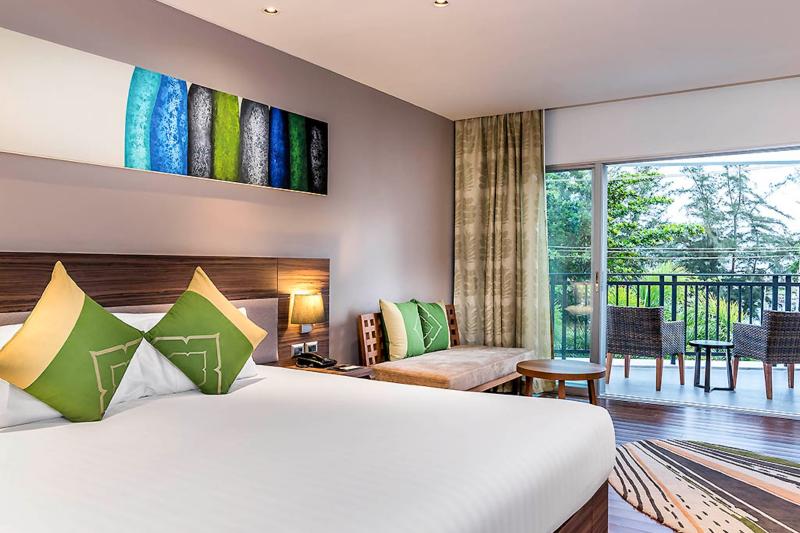 Phuket utazás Destination Resorts Phuket Karon Beach