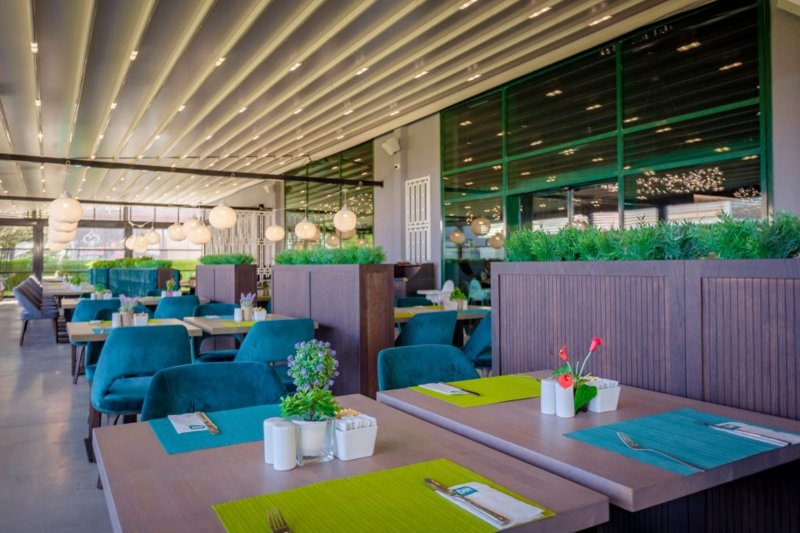 Dit Evrika Beach Club Hotel Napospart
