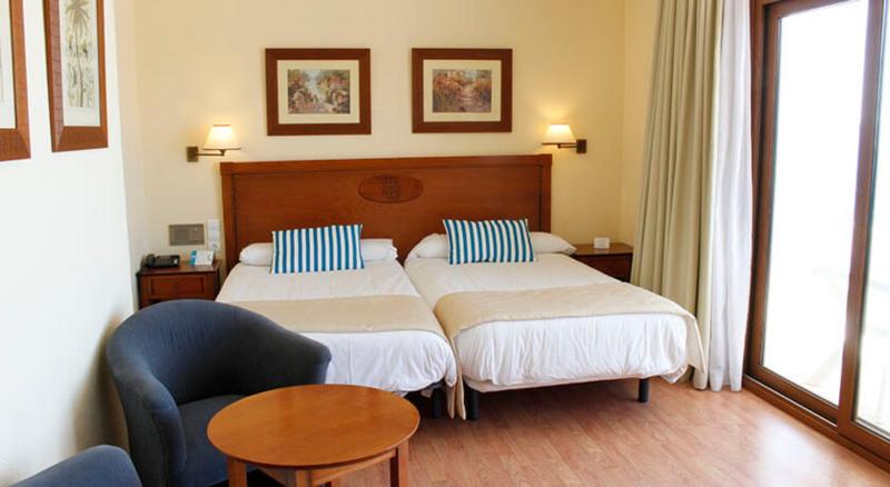 Costa Del Sol Torremolinos utazás Gran Hotel Cervantes By Bluesea