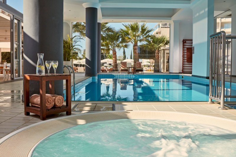 Dél-Ciprus utazás Grecian Park Hotel