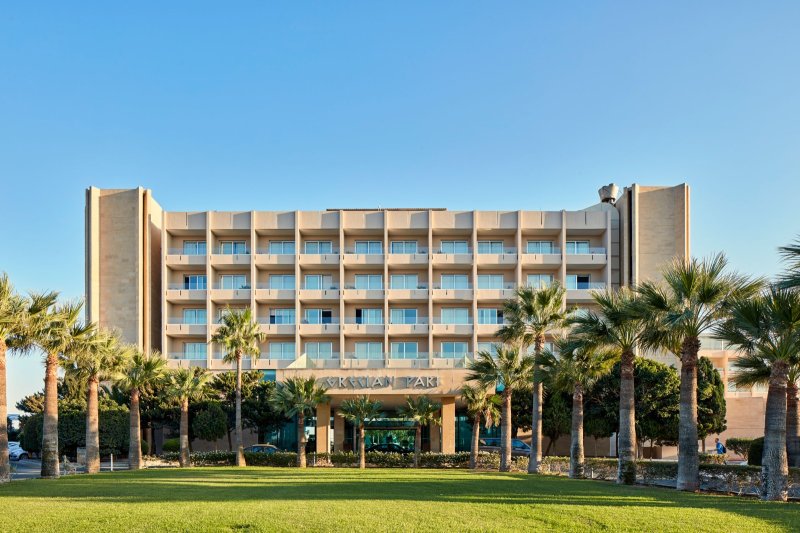 Dél-Ciprus utazás Grecian Park Hotel