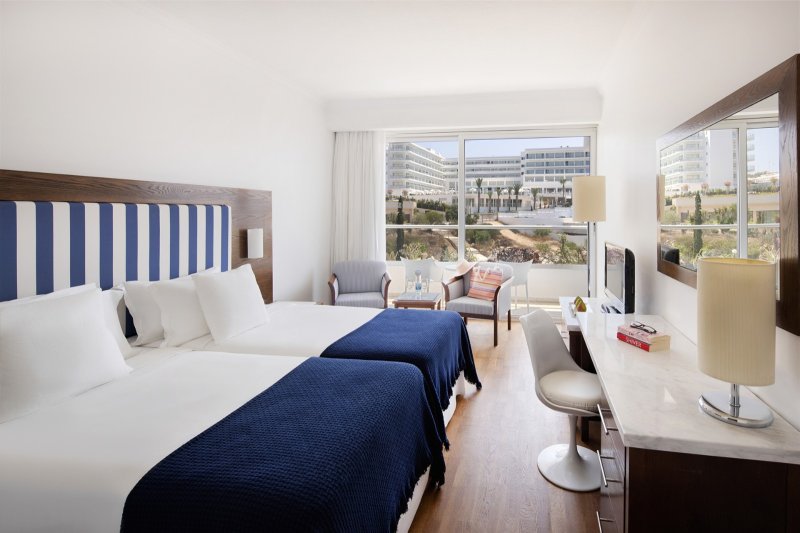 Dél-Ciprus utazás Grecian Sands Hotel