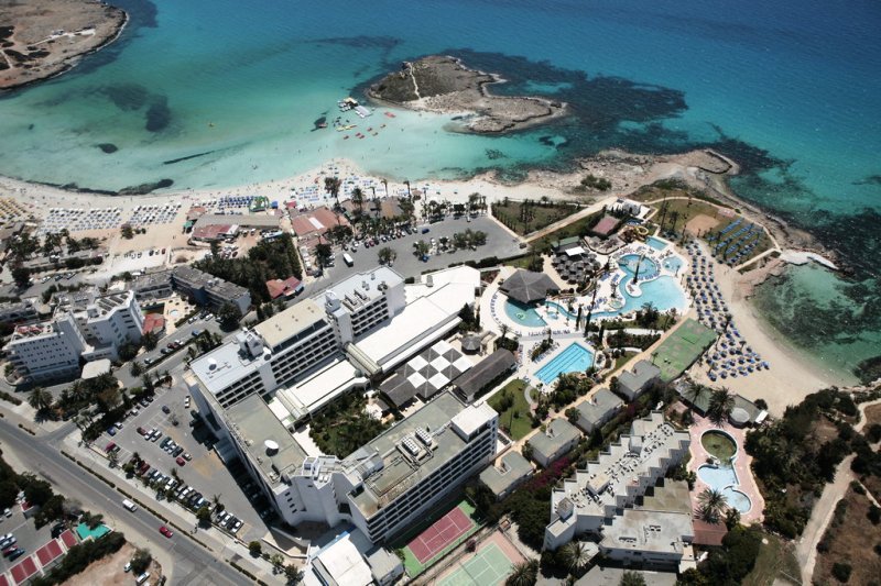 Dél-Ciprus Ayia Napa utazás Hotel Adams Beach