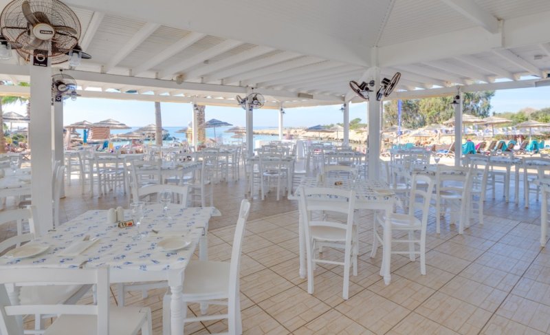 Dél-Ciprus Ayia Napa utazás Hotel Adams Beach