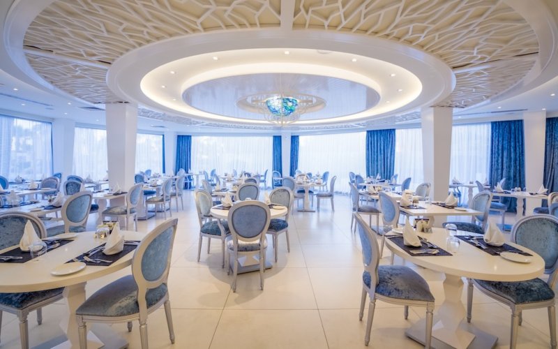 Dél-Ciprus Ayia Napa utazás Hotel Adams Beach