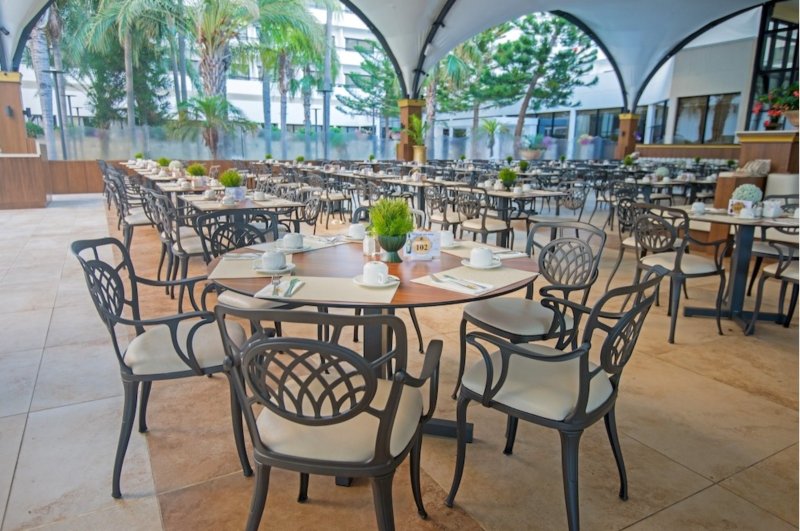 Dél-Ciprus Ayia Napa utazás Hotel Adams Beach