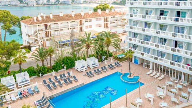 Mallorca Santa Ponsa utazás Hotel Bahia Del Sol