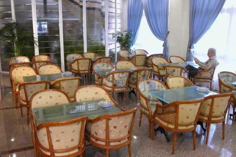 Costa Blanca utazás Hotel Benidorm Centre