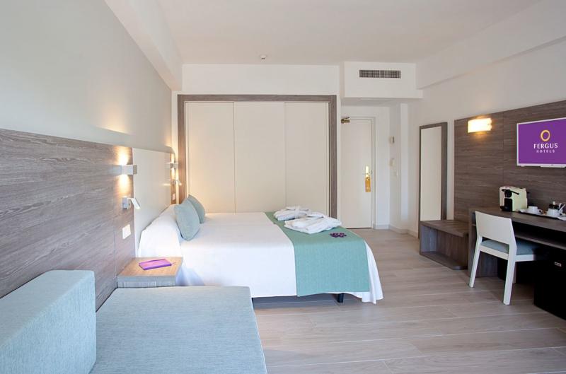 Mallorca utazás Hotel Fergus Bermudas